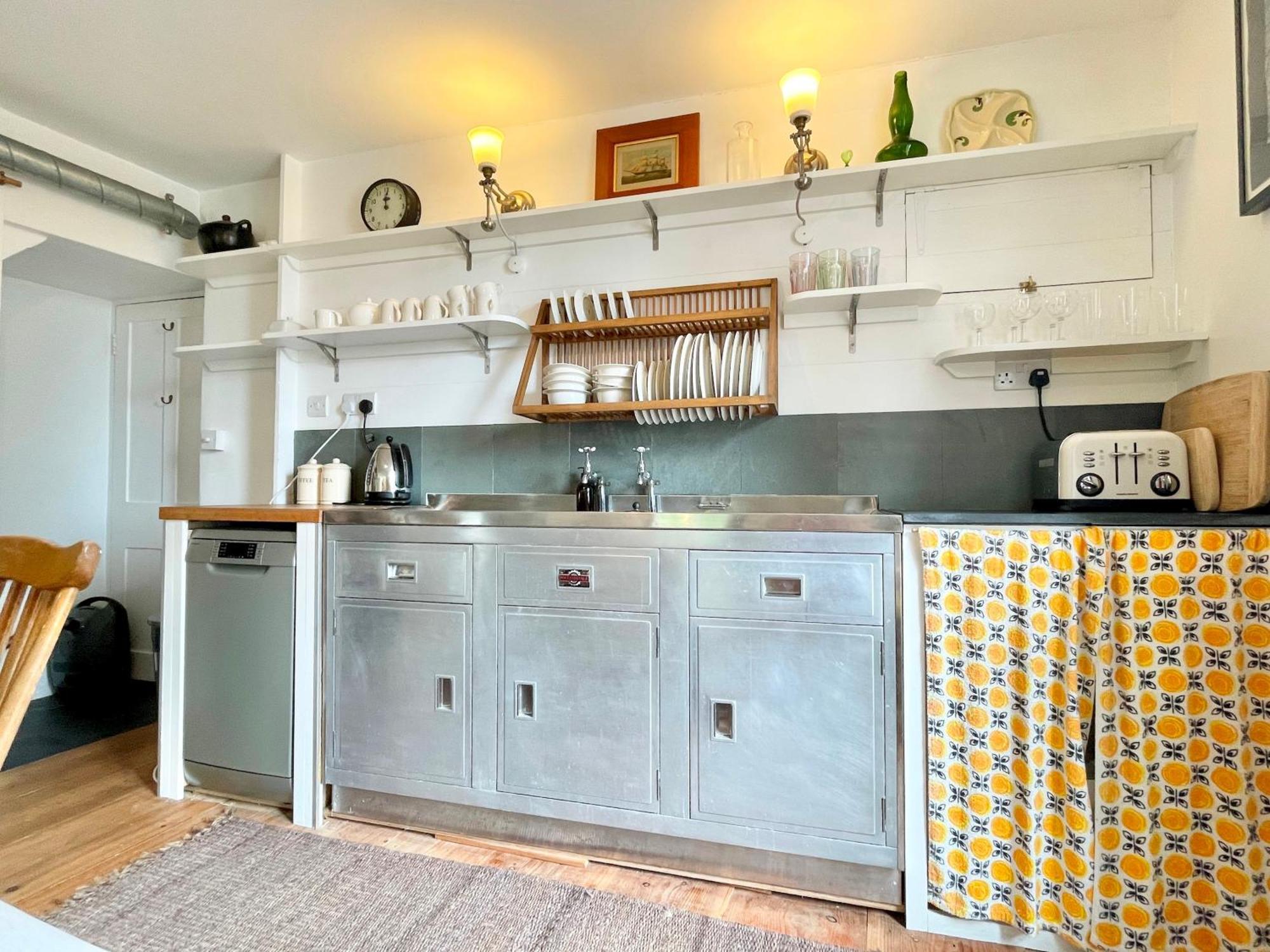Janies Cottage~ Mousehole~Eclectic Interiors & Vintage Charm Exteriér fotografie